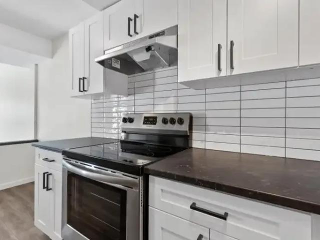 For Rent 3 Bedroom Apartment Kamloops BC DLS102882851