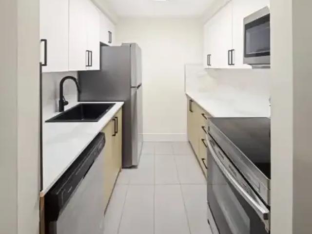 For Rent 3 Bedroom Apartment Kitchener ON DLS99630166