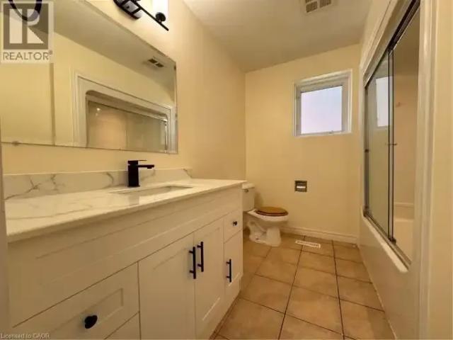 For Rent 3 Bedroom Apartment Kitchener ON DLS102272495