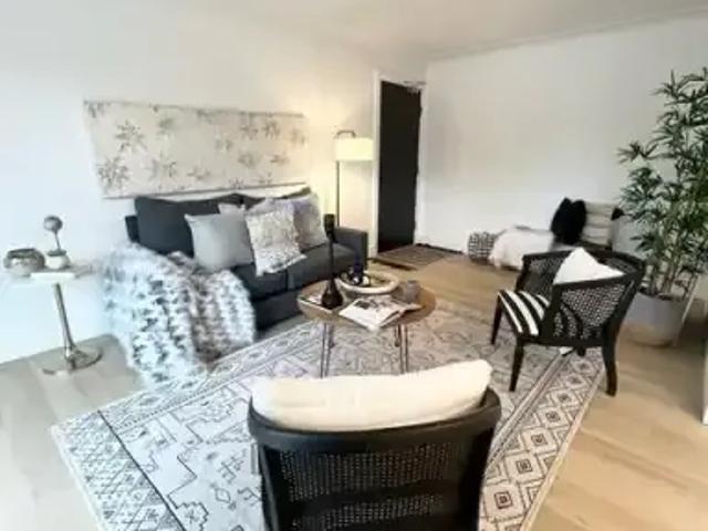 For Rent 3 Bedroom Apartment Kitchener ON DS100761261