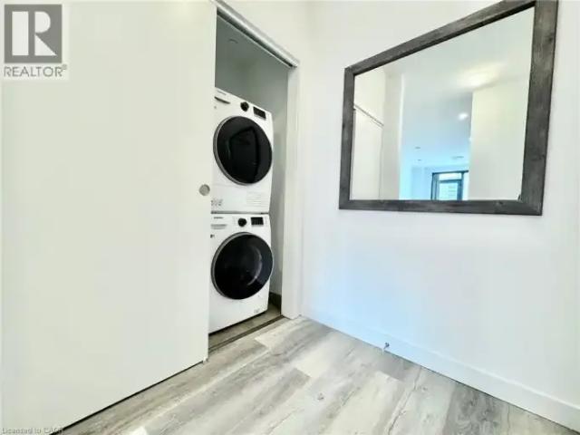 For Rent 3 Bedroom Apartment Kitchener ON DS102952159