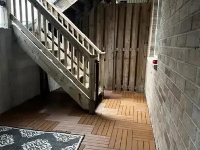 For Rent 3 Bedroom Apartment Kitchener ON DS103368021