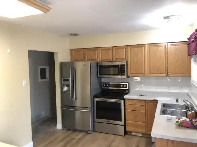 For Rent 3 Bedroom Apartment Lethbridge AB DS104181406
