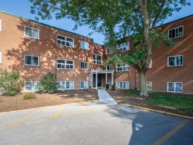 For Rent 3 Bedroom Apartment Port Elgin ON DS104710830
