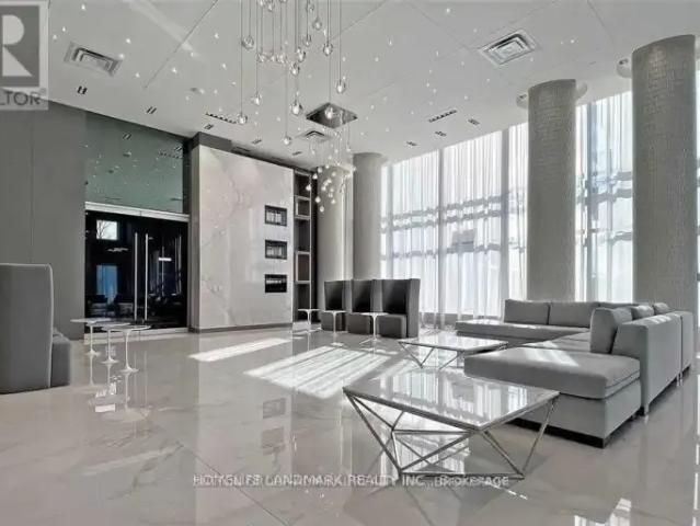 For Rent 3 Bedroom Apartment Richmond Hill ON DS104876956
