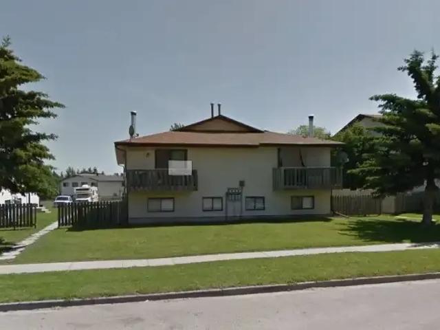 For Rent 3 Bedroom Apartment Rocky Mountain House AB DS104863459