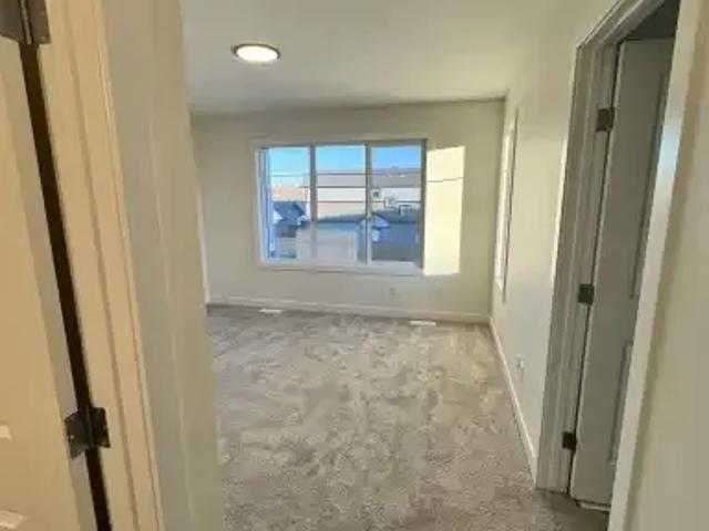 For Rent 3 Bedroom Apartment St. Albert AB DLS101725278