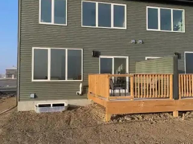 For Rent 3 Bedroom Apartment St. Albert AB DS102467715