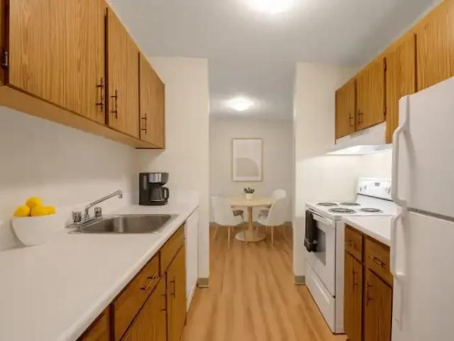 For Rent 3 Bedroom Apartment St. Albert AB DS102550987
