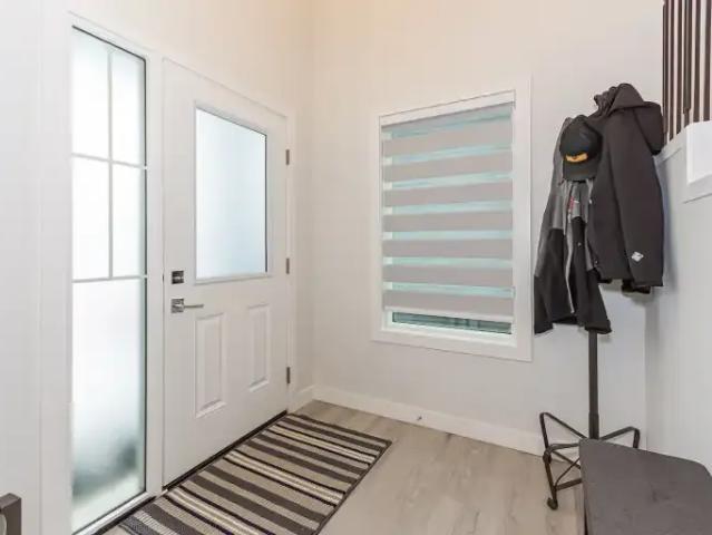 For Rent 3 Bedroom Apartment St. Albert AB DS104940776
