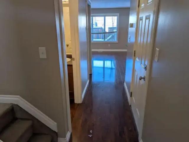 For Rent 3 Bedroom Apartment Stony Plain AB DLS103091541