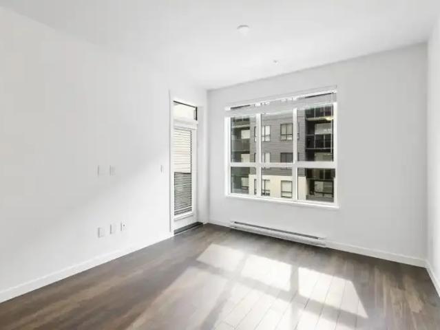 For Rent 3 Bedroom Apartment Surrey BC DLS102204272
