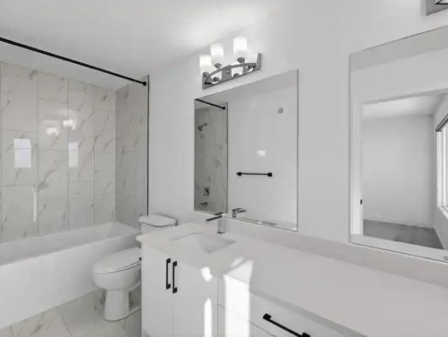 For Rent 3 Bedroom Apartment Spruce Grove AB DLS102846749
