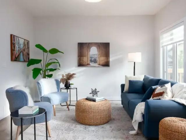 For Rent 3 Bedroom Apartment Spruce Grove AB DLS102338973
