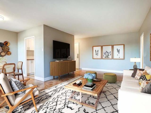 For Rent 3 Bedroom Apartment Toronto ON DLS98309487