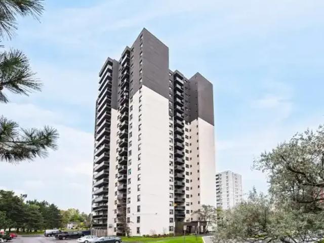 For Rent 3 Bedroom Apartment Toronto ON DS94645065