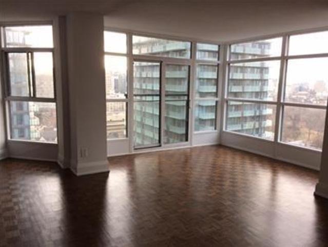 For Rent 3 Bedroom Apartment Toronto ON DS96776767
