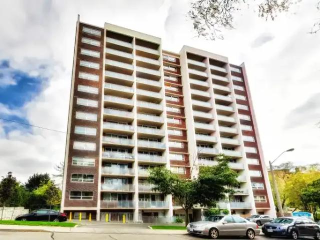 For Rent 3 Bedroom Apartment Toronto ON DS105022631