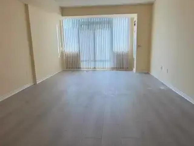 For Rent 3 Bedroom Apartment Vaughan ON DS102434525
