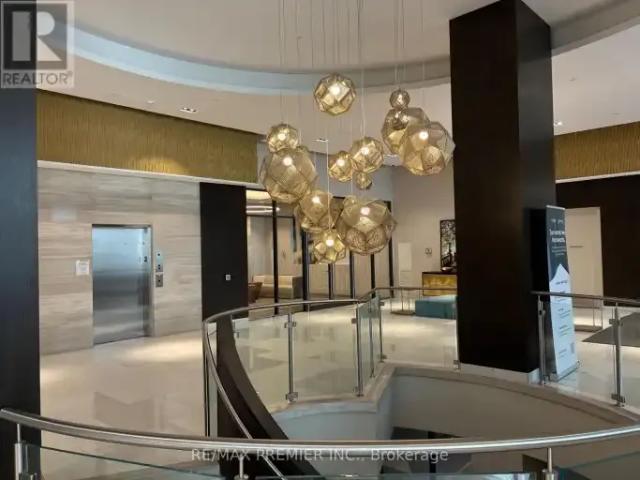 For Rent 3 Bedroom Apartment Vaughan ON DS103355432