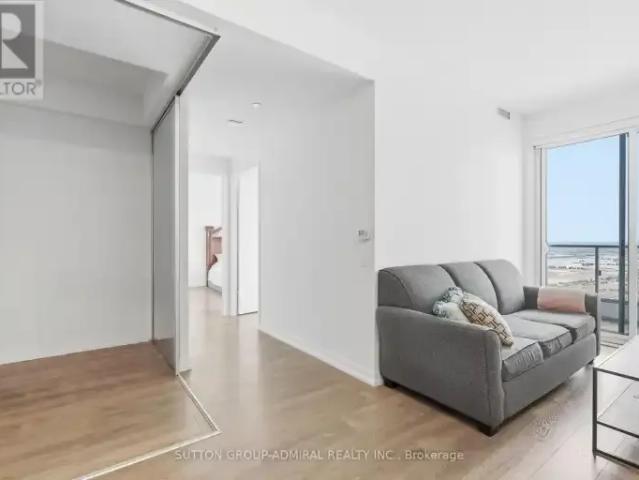 For Rent 3 Bedroom Apartment Vaughan ON DS105072076