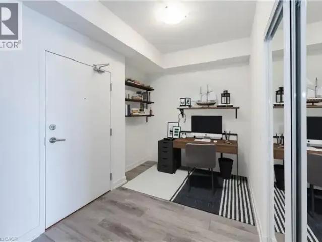 For Rent 3 Bedroom Apartment Waterloo ON DLS102366586