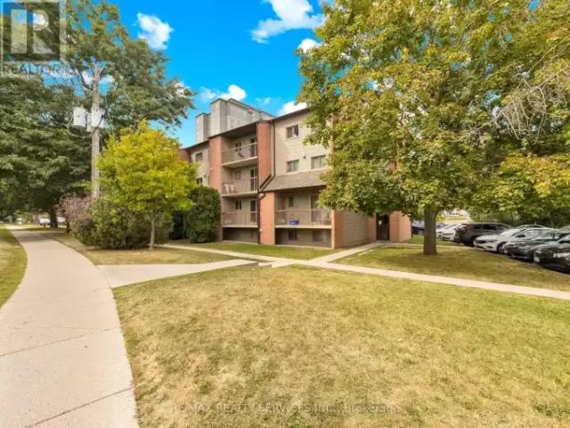 For Rent 3 Bedroom Apartment Waterloo ON DS101441801
