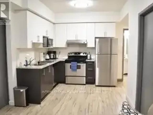 For Rent 3 Bedroom Apartment Waterloo ON DS103652872