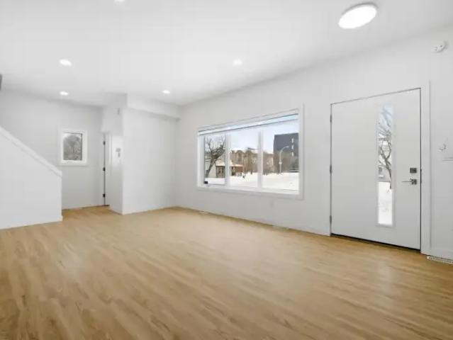 For Rent 3 Bedroom Apartment Winnipeg MB DS98489957