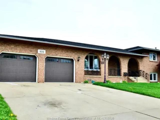 For Rent 3 Bedroom Apartment Windsor ON DS101879211