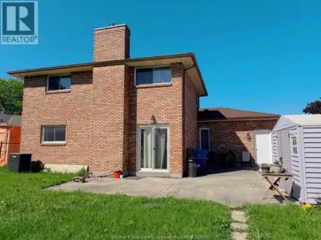 For Rent 3 Bedroom Apartment Windsor ON DS103322829