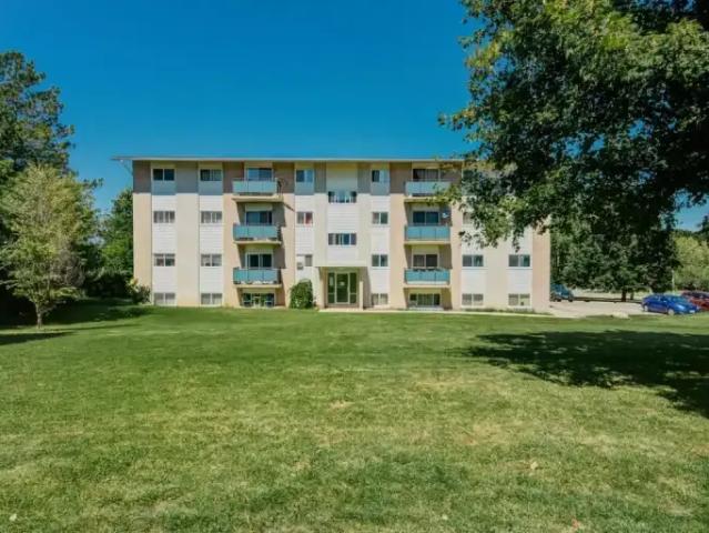 For Rent 3 Bedroom Apartment Woodstock ON DS105008460