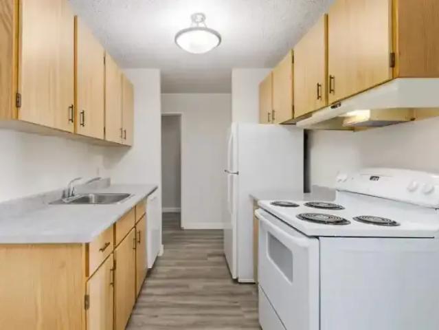 For Rent 3 Bedroom Apartment Yorkton SK DS104971575