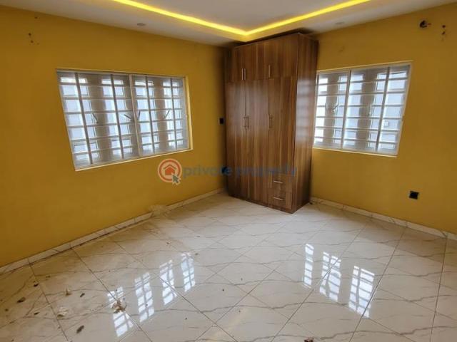 For rent: 3 bedroom Block Of Flats Kolefunmi Estate, Akala Estate, Akobo Ibadan Oyo PID: 1PCNWP | Private Property Nigeria