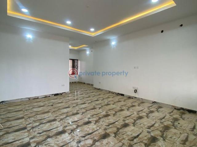 For rent: 3 bedroom Block Of Flats Jahi District Abuja video Of The House Is Attached Jahi Abuja Phase 2 PID: 4PCNLB | Private Property Nigeria