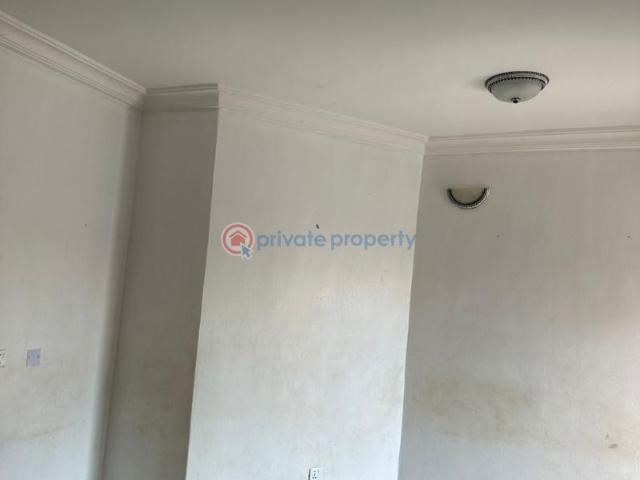 For rent: 3 bedroom Block Of Flats Royal Quarters, Ajila, elebu, Akala Express Ibadan Oyo PID: 9PCMWU | Private Property Nigeria