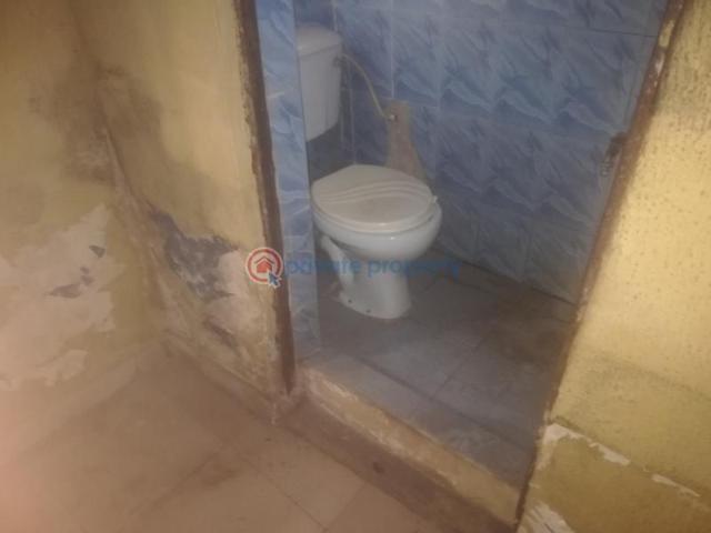 For rent: 3 bedroom Flat & Apartment Off Ishola Bello Akiode Omole Phase 1 Ojodu Lagos PID: 2PBJSS | Private Property Nigeria