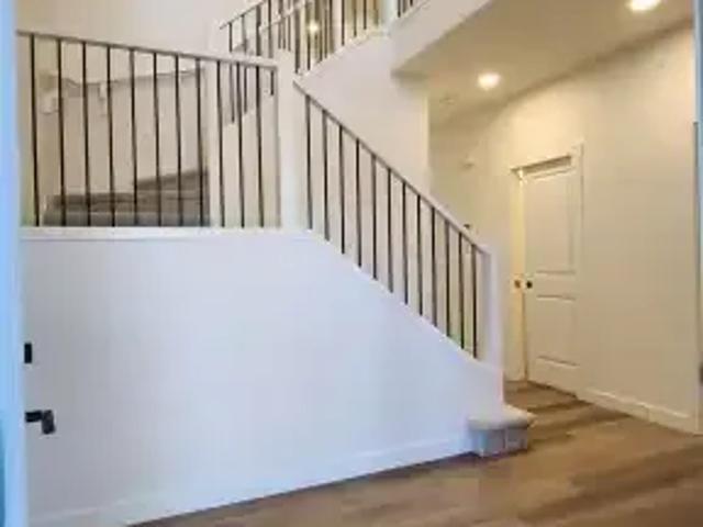 For Rent 3 Bedroom House Cochrane AB DS105118873