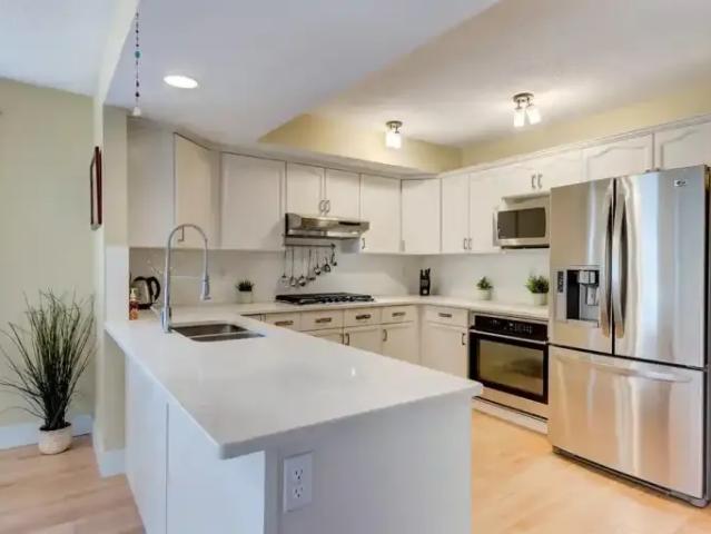 For Rent 3 Bedroom House Calgary AB DLS102578698