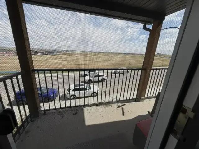 For Rent 3 Bedroom House Calgary AB DLS102752619