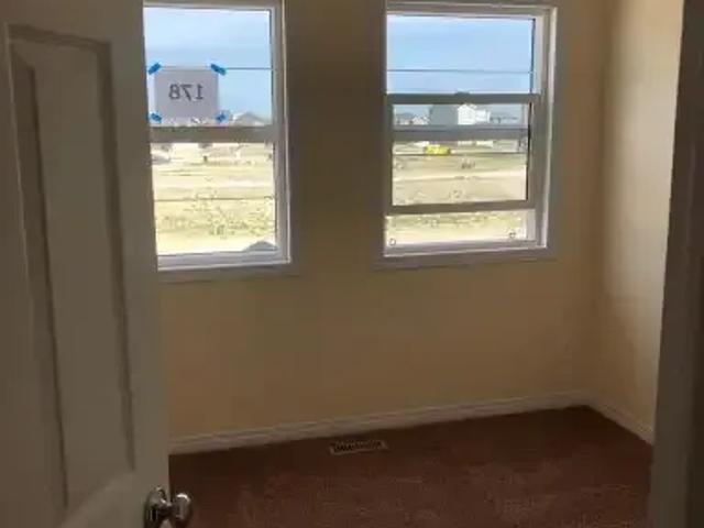 For Rent 3 Bedroom House Calgary AB DLS102915109