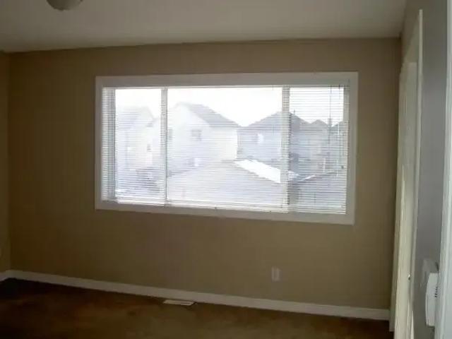 For Rent 3 Bedroom House Calgary AB DLS102113664
