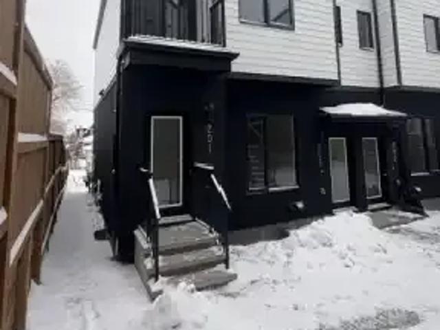 For Rent 3 Bedroom House Calgary AB DLS102242930