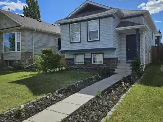 For Rent 3 Bedroom House Calgary AB DLS102243111