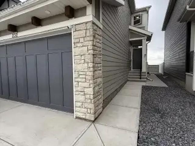 For Rent 3 Bedroom House Calgary AB DLS102271913