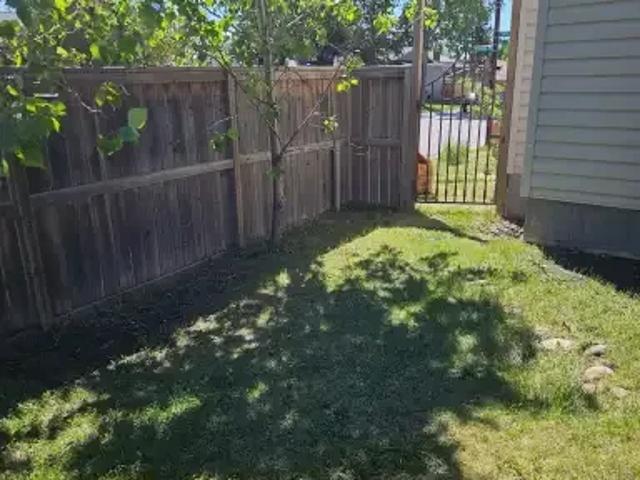 For Rent 3 Bedroom House Calgary AB DLS103119048