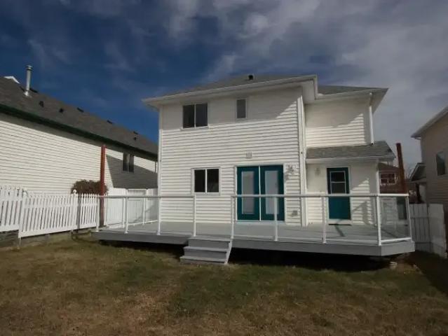 For Rent 3 Bedroom House Calgary AB DS102518503
