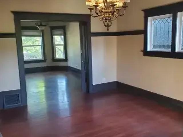 For Rent 3 Bedroom House Calgary AB DS102845519