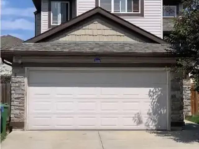 For Rent 3 Bedroom House Calgary AB DS102811656