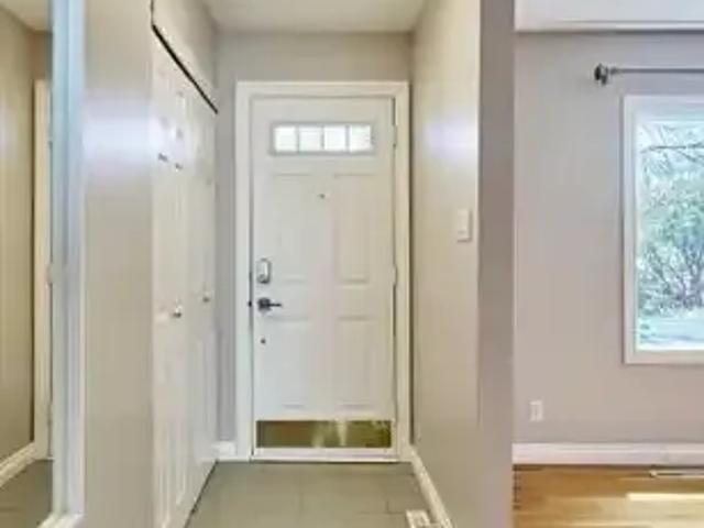 For Rent 3 Bedroom House Calgary AB DS103030706